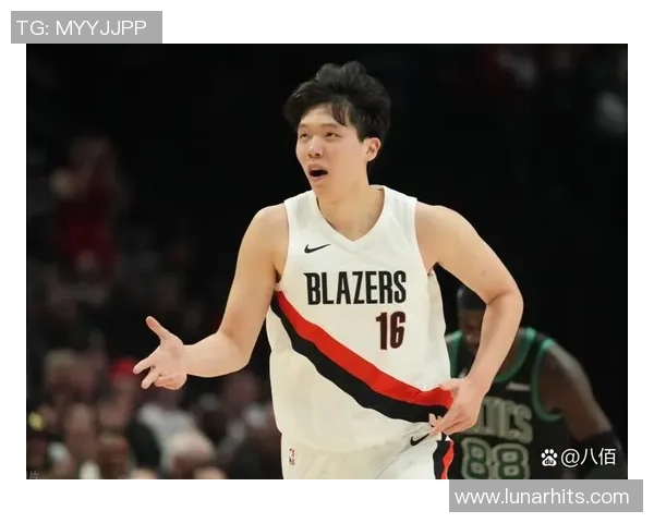杨瀚森半场表现低迷仅得2分2板2助失误频繁且犯规不断